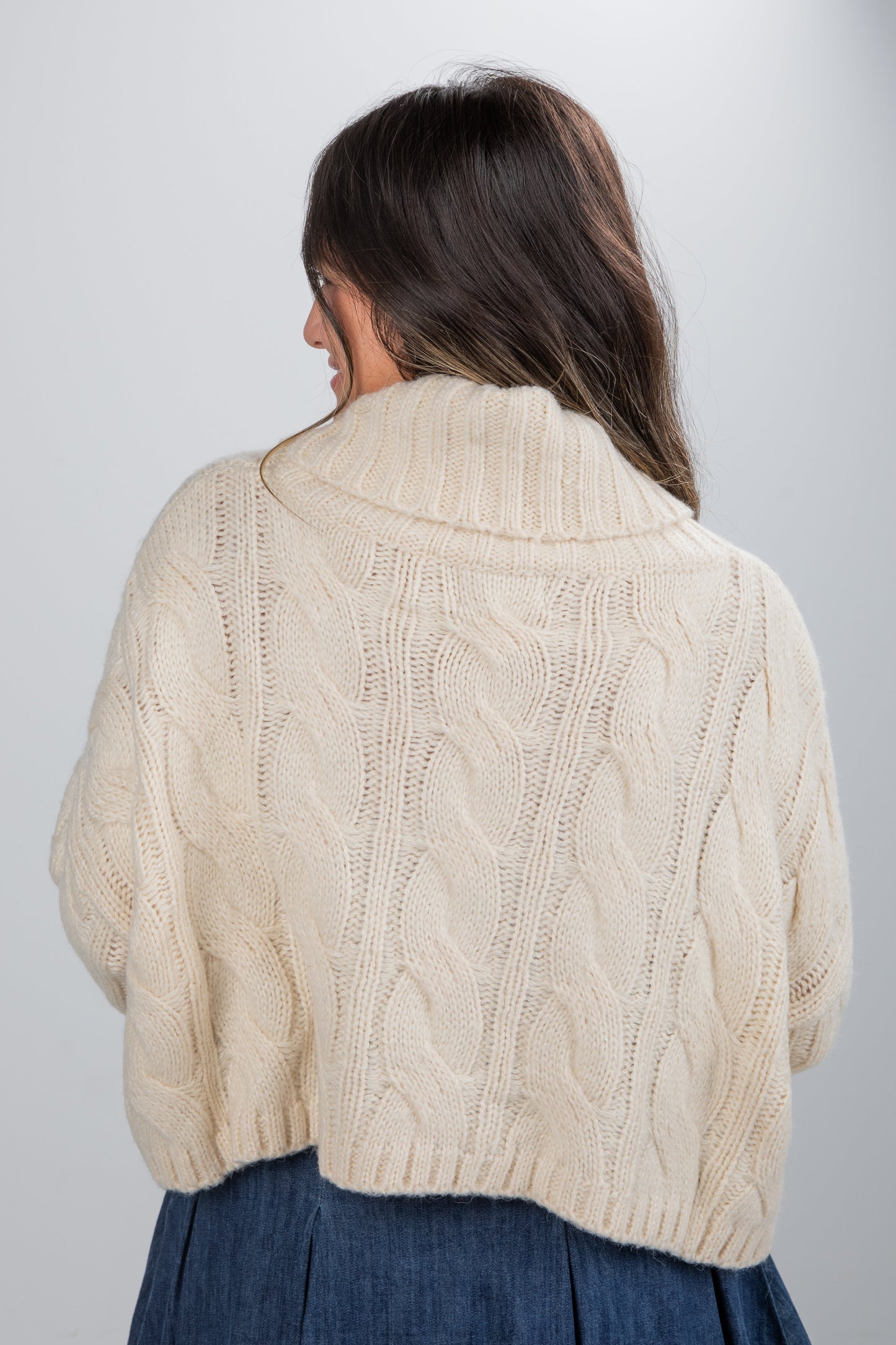 Cozy Appearance Cream Cable Knit Turtleneck Sweater