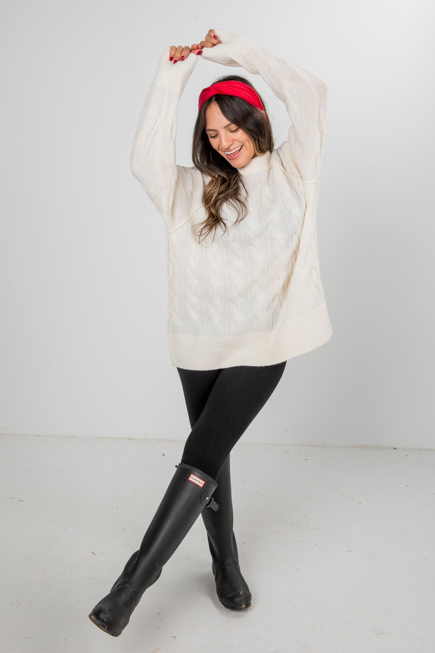 Cozy Classic Oversized Sweater - DOORBUSTER