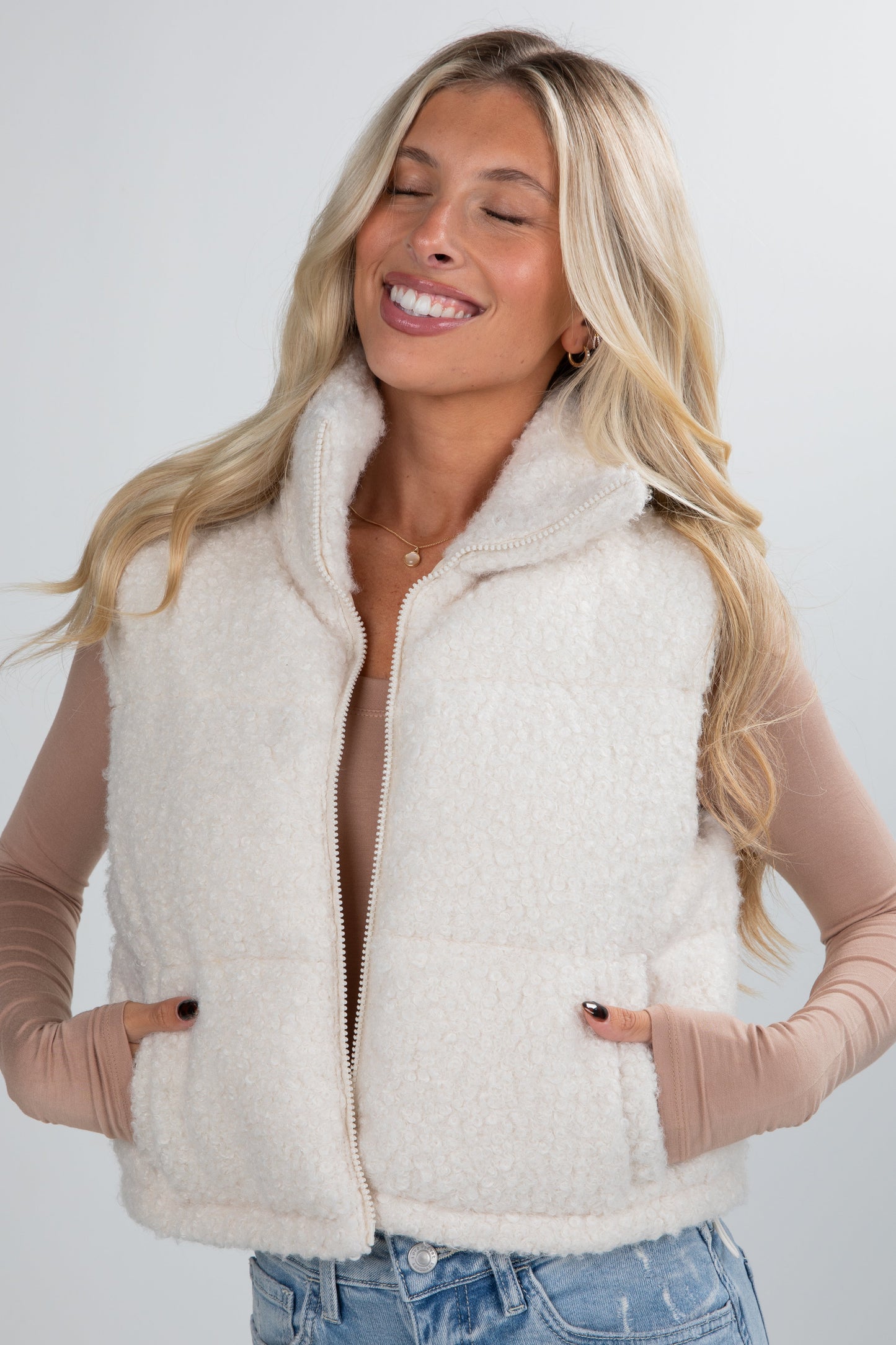 By The Campfire Cream Teddy Puffer Vest