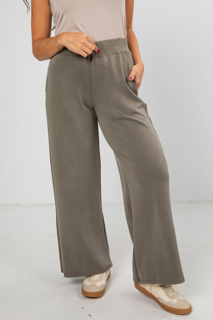 Ultra Air Soft Sweatpants - DOORBUSTER